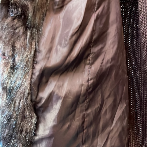 Sebby Collection Burgundy Faux Fur Front Vest -L- #0048 - Picture 10 of 14